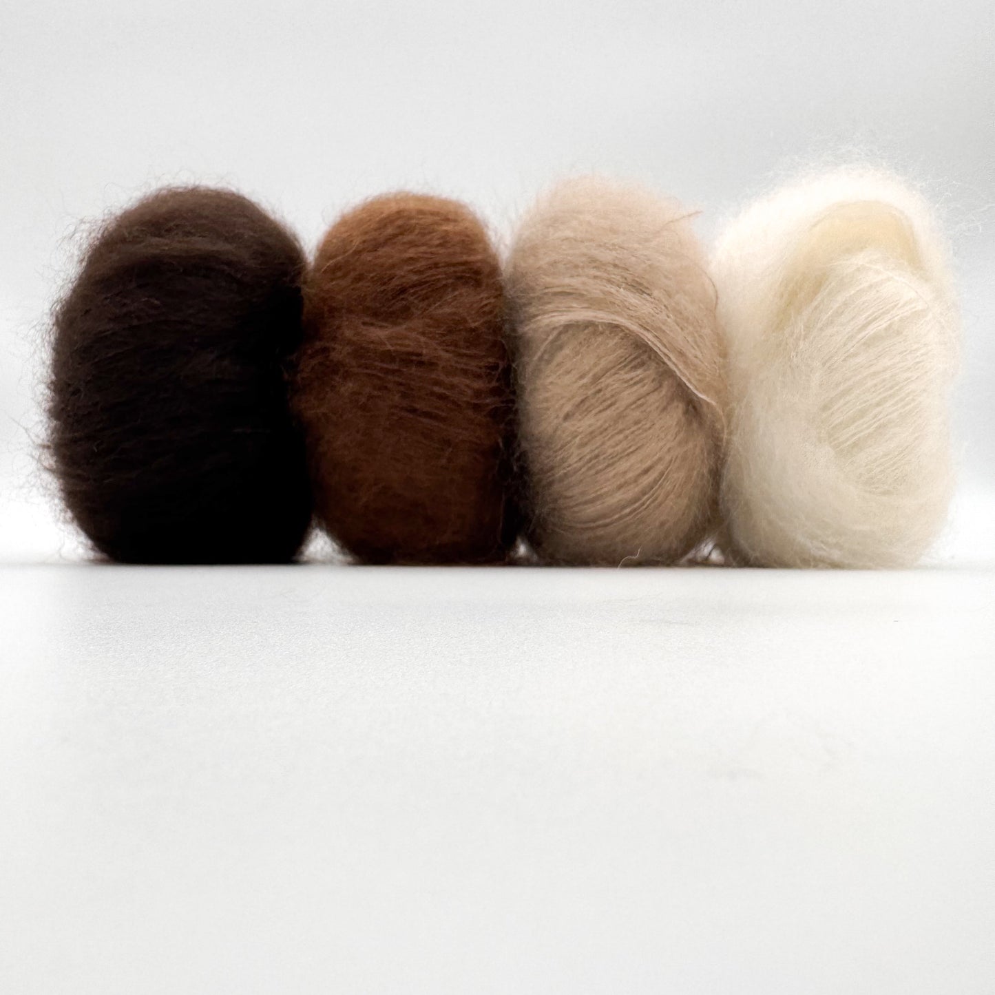 Fil Mohair Sport coloris Brun noisette – mohair superkid et soie de A Knitters World