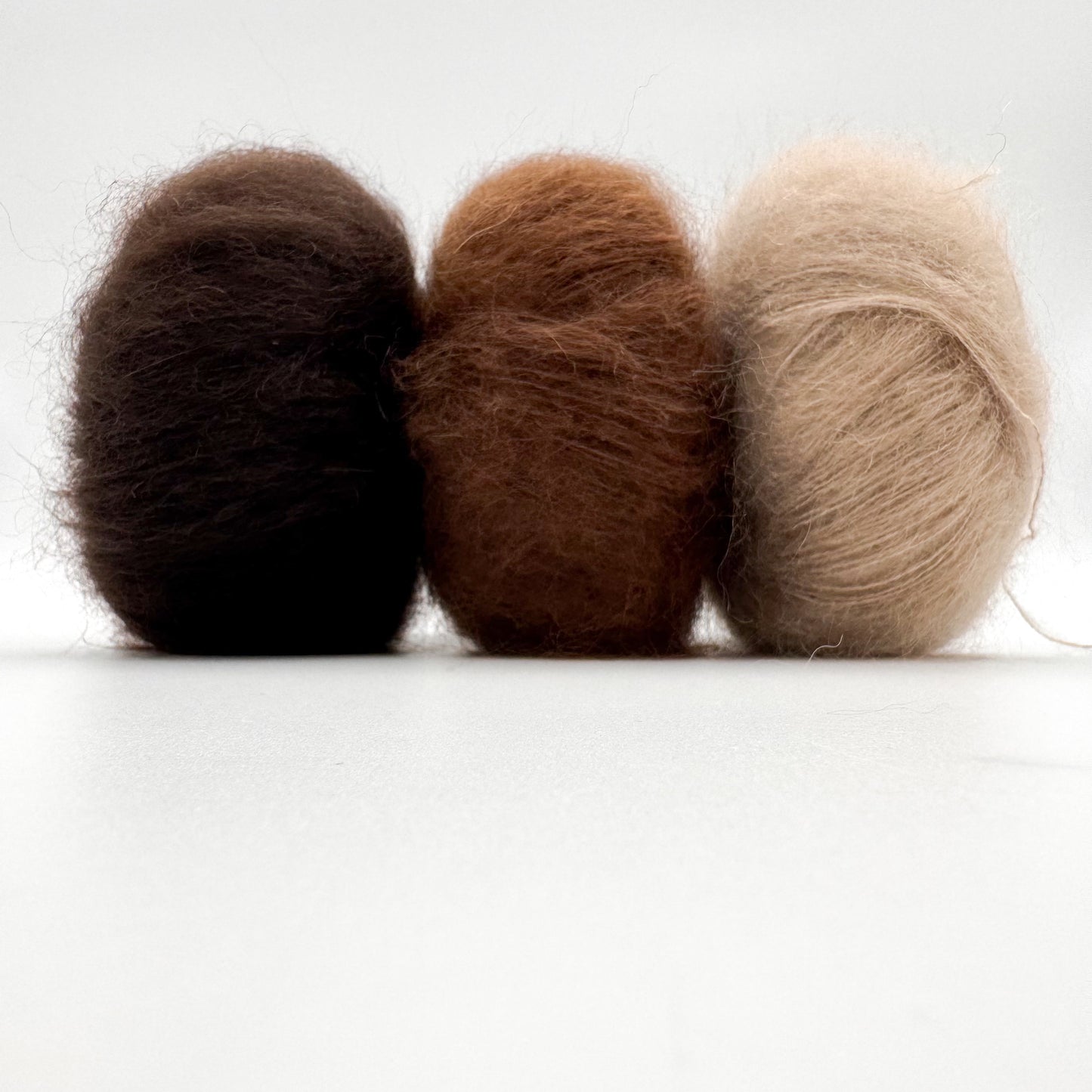 Fil Mohair Sport coloris Brun noisette – mohair superkid et soie de A Knitters World