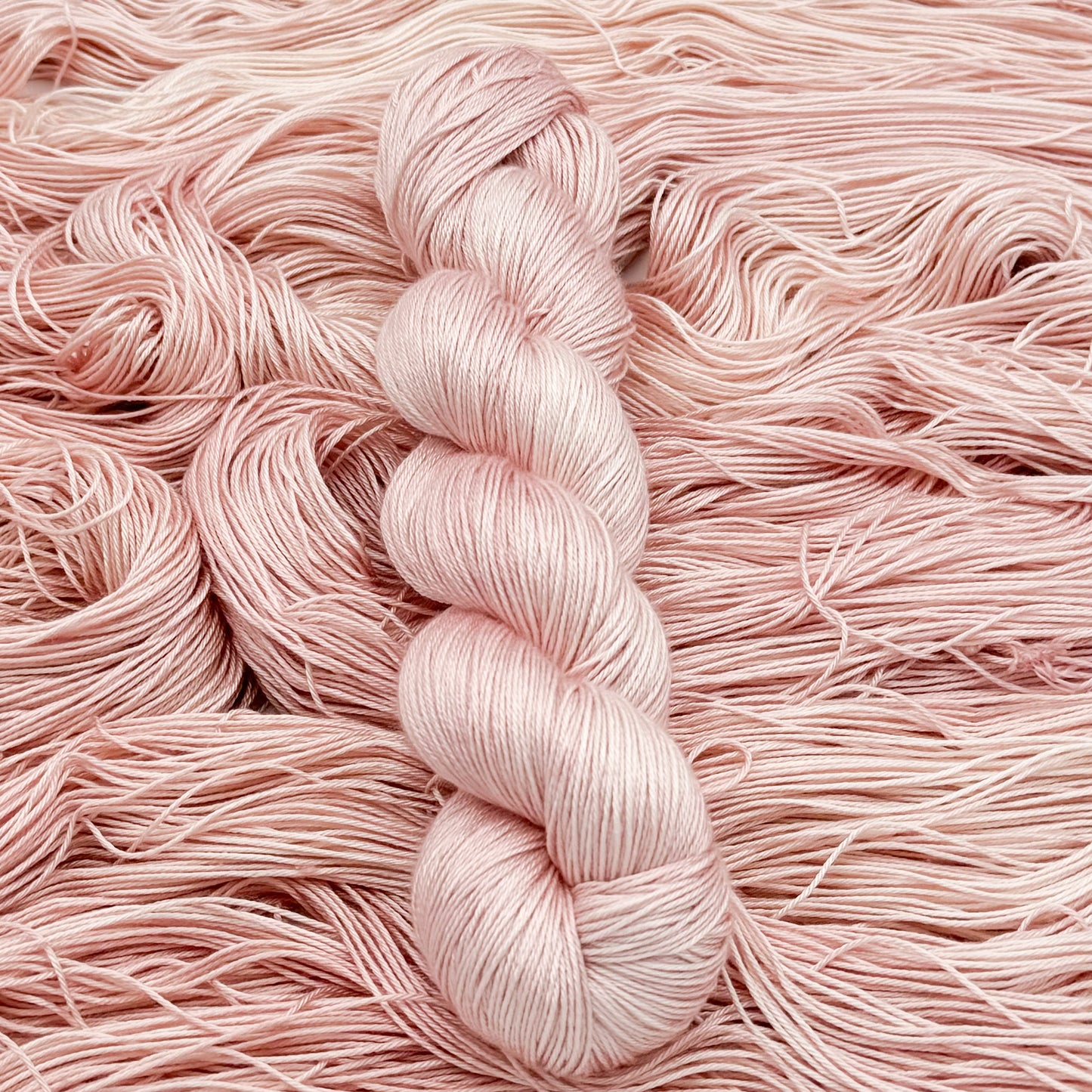 100% Mulberry Silke - Mrs. Spring - A Knitters World