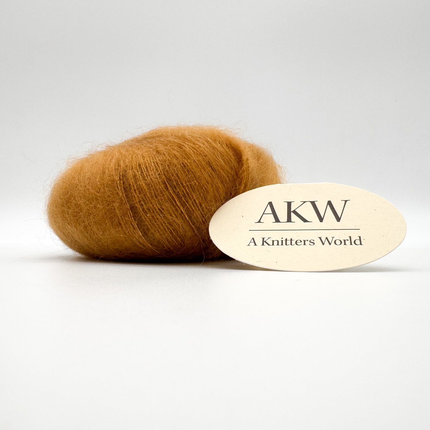 Mohair Sport garn i farven Dijon – Superkid Mohair og silke fra A Knitters World